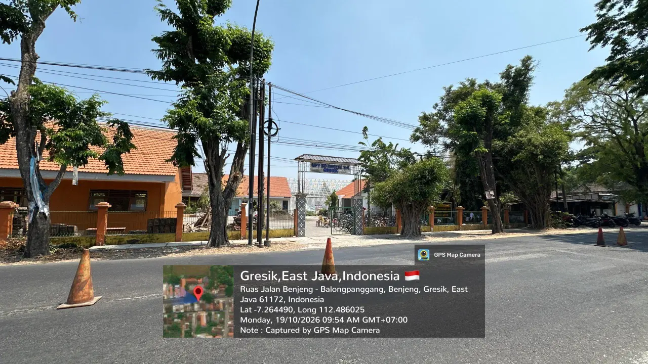 Foto Depan