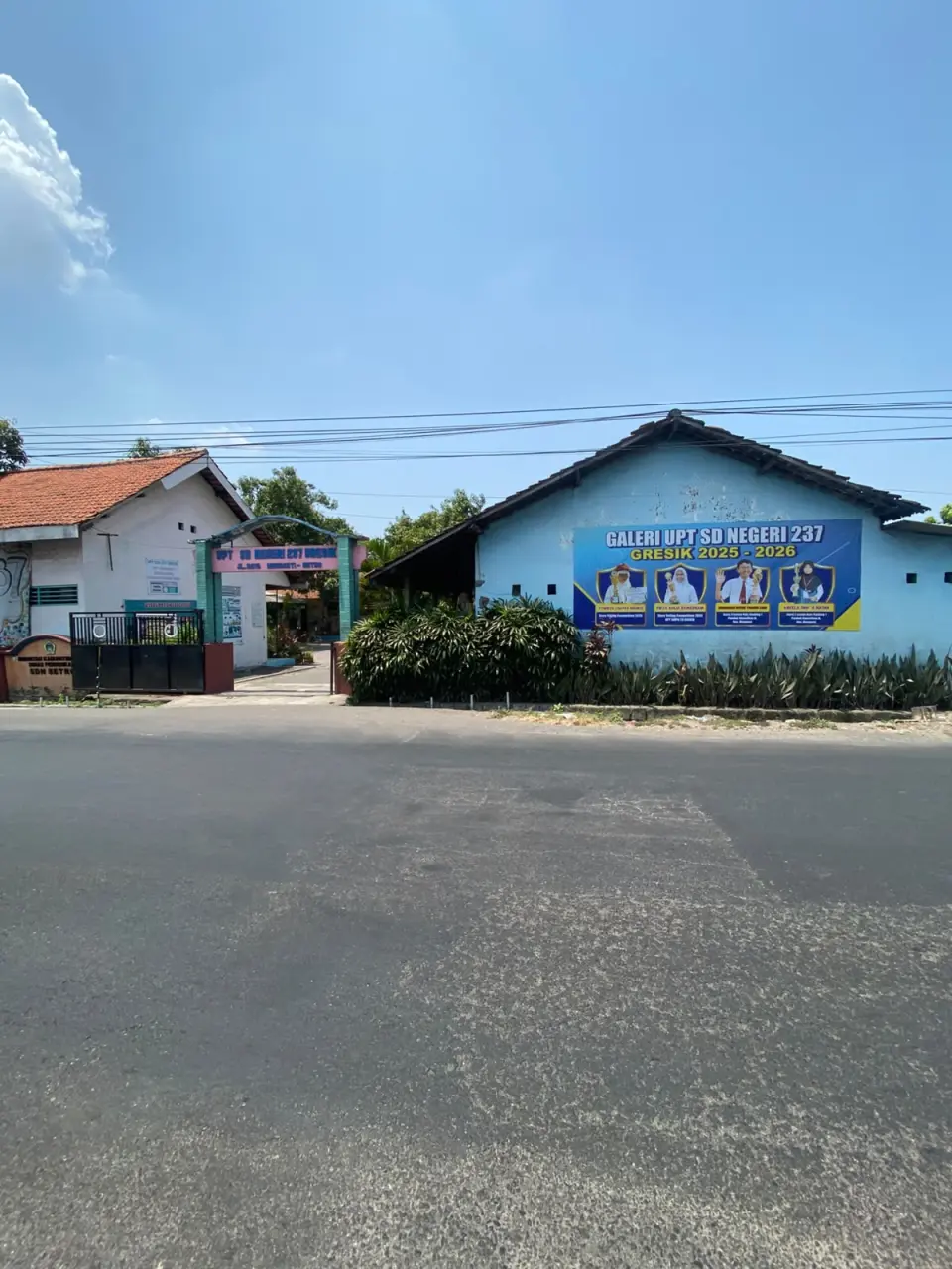Foto Depan