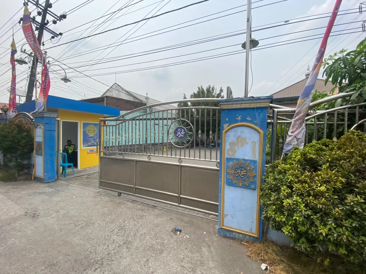 Foto Depan
