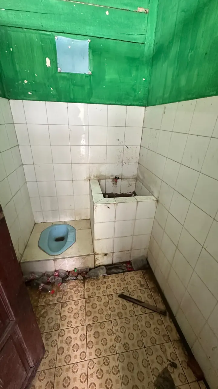Foto Toilet 2