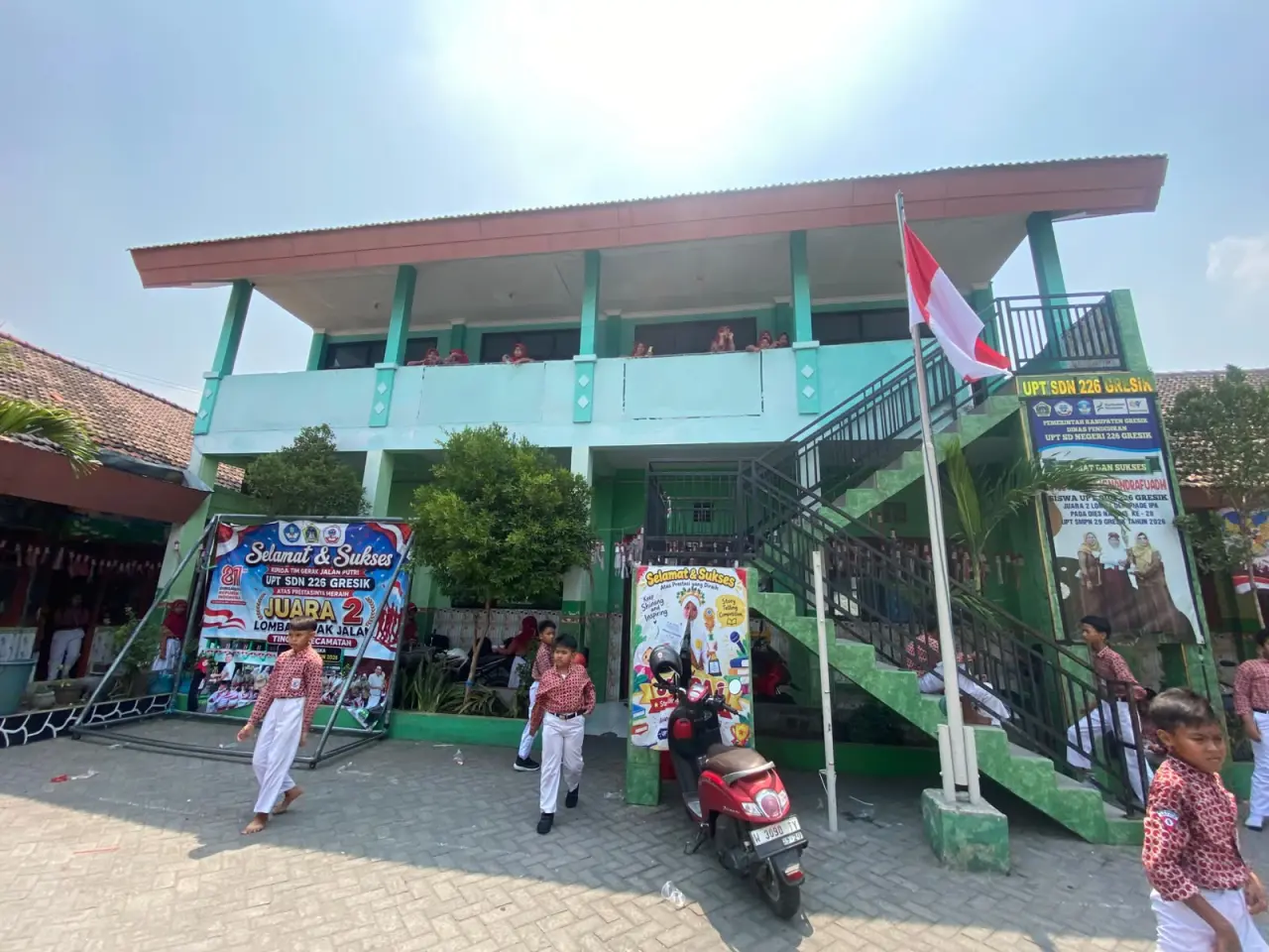 Foto Bangunan 2
