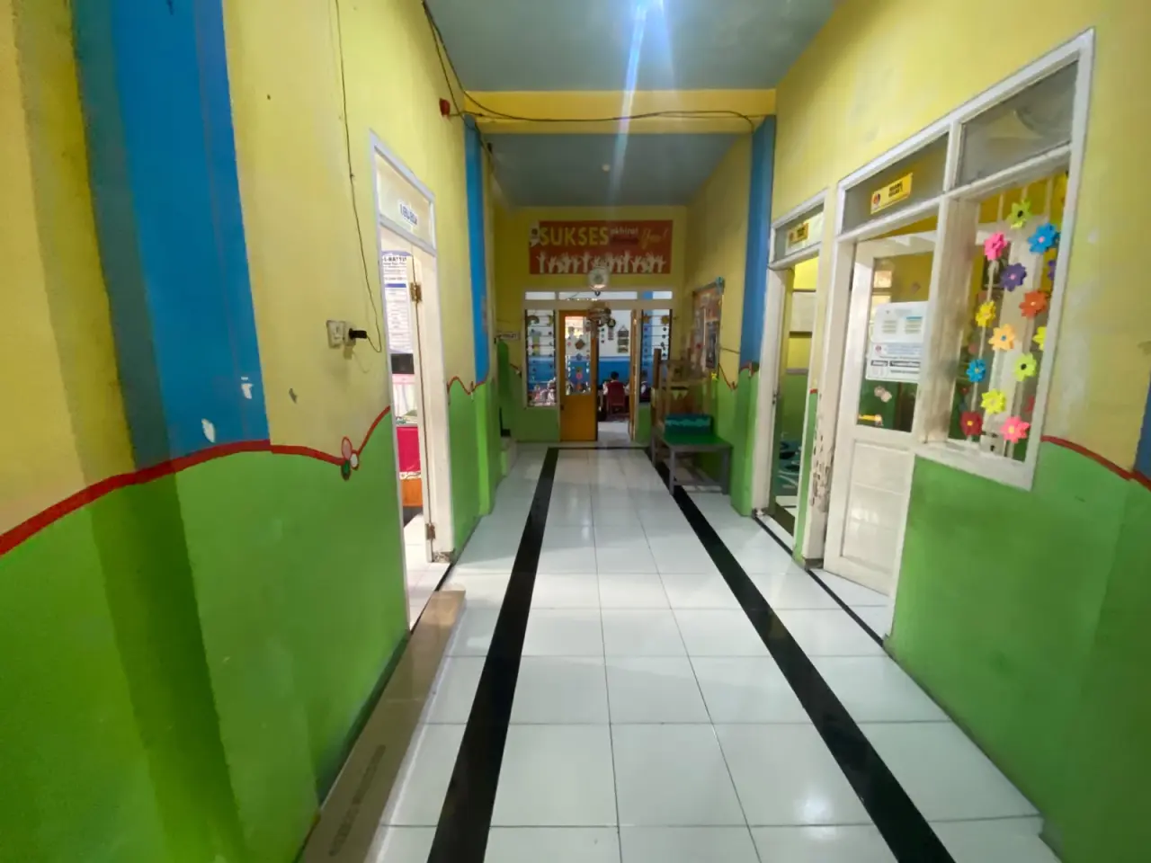 Foto Bangunan 1