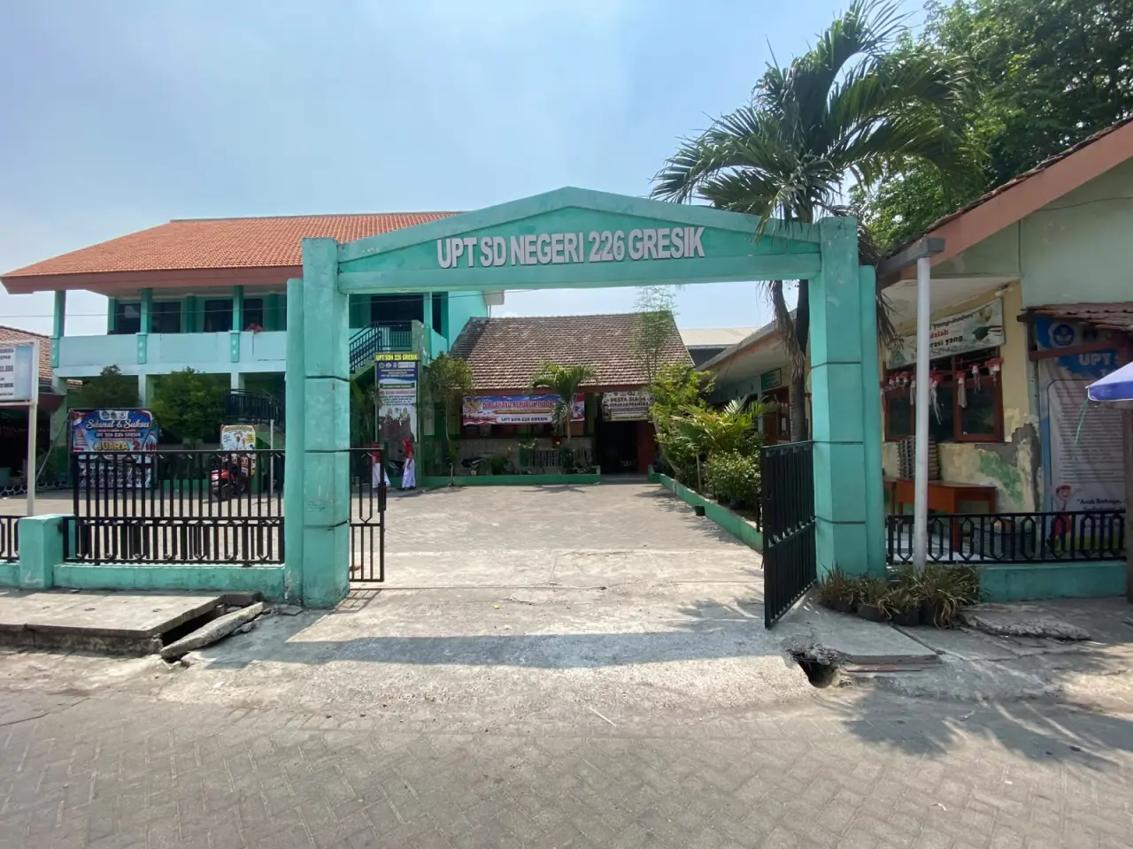 Foto Depan
