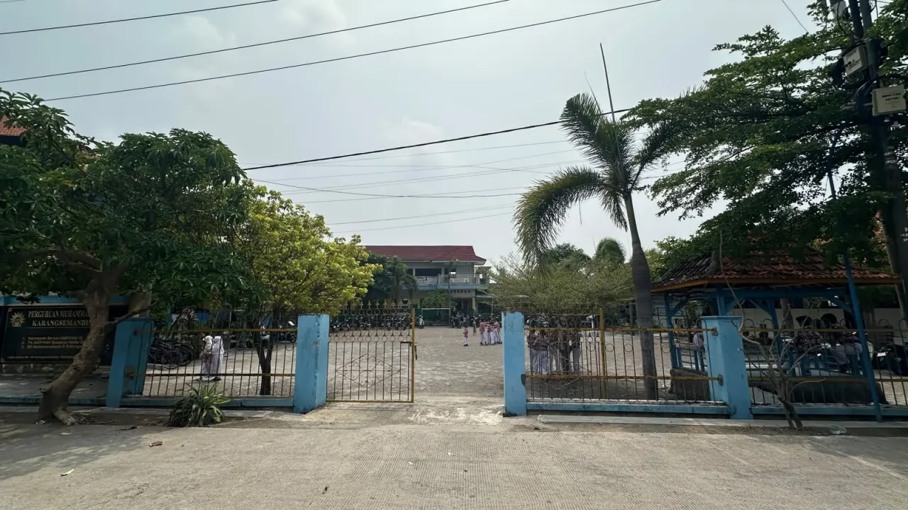 Foto Depan